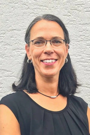 Sabine Elsenbruch, Akquisia Immobilien